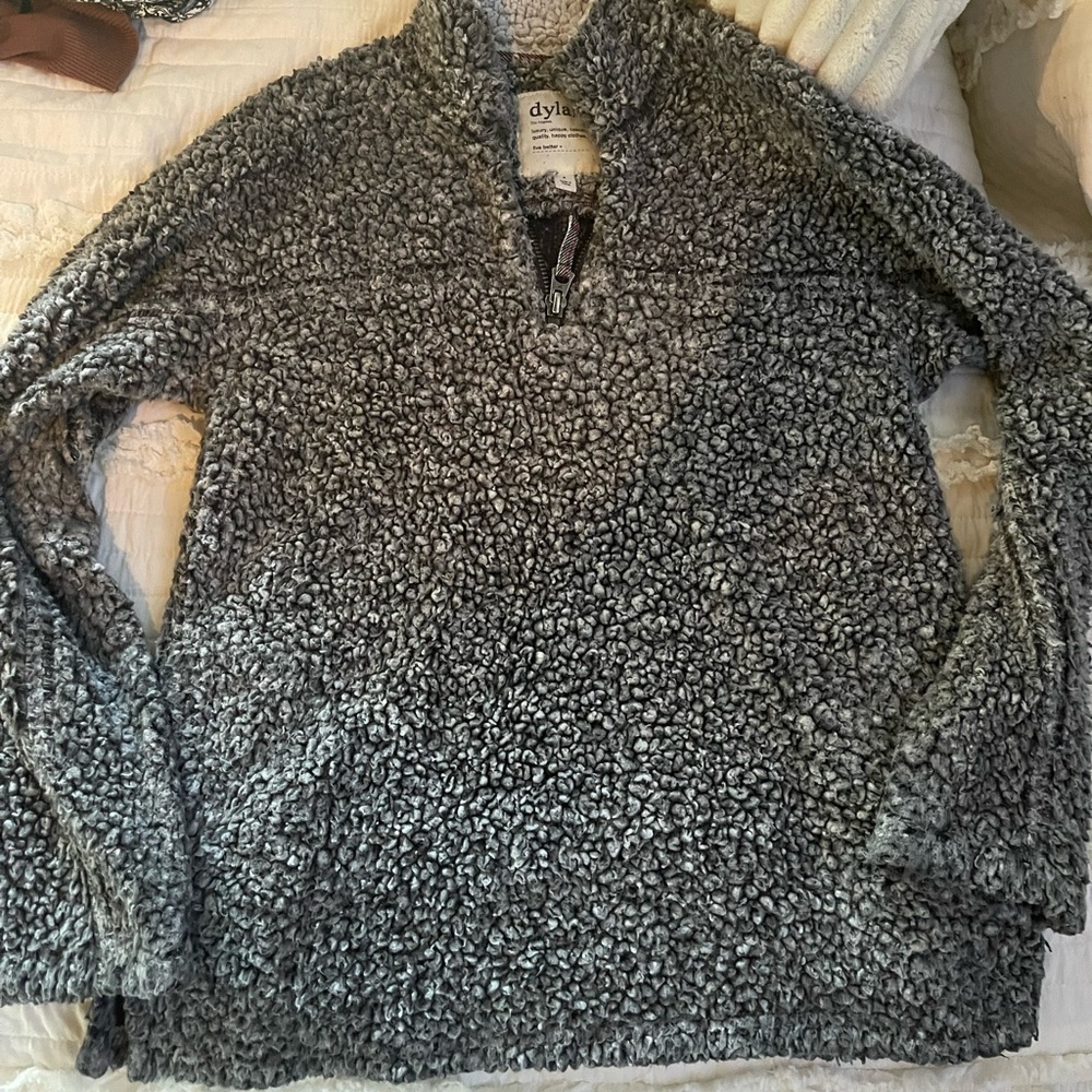 Dylan Small Pullover - image 2